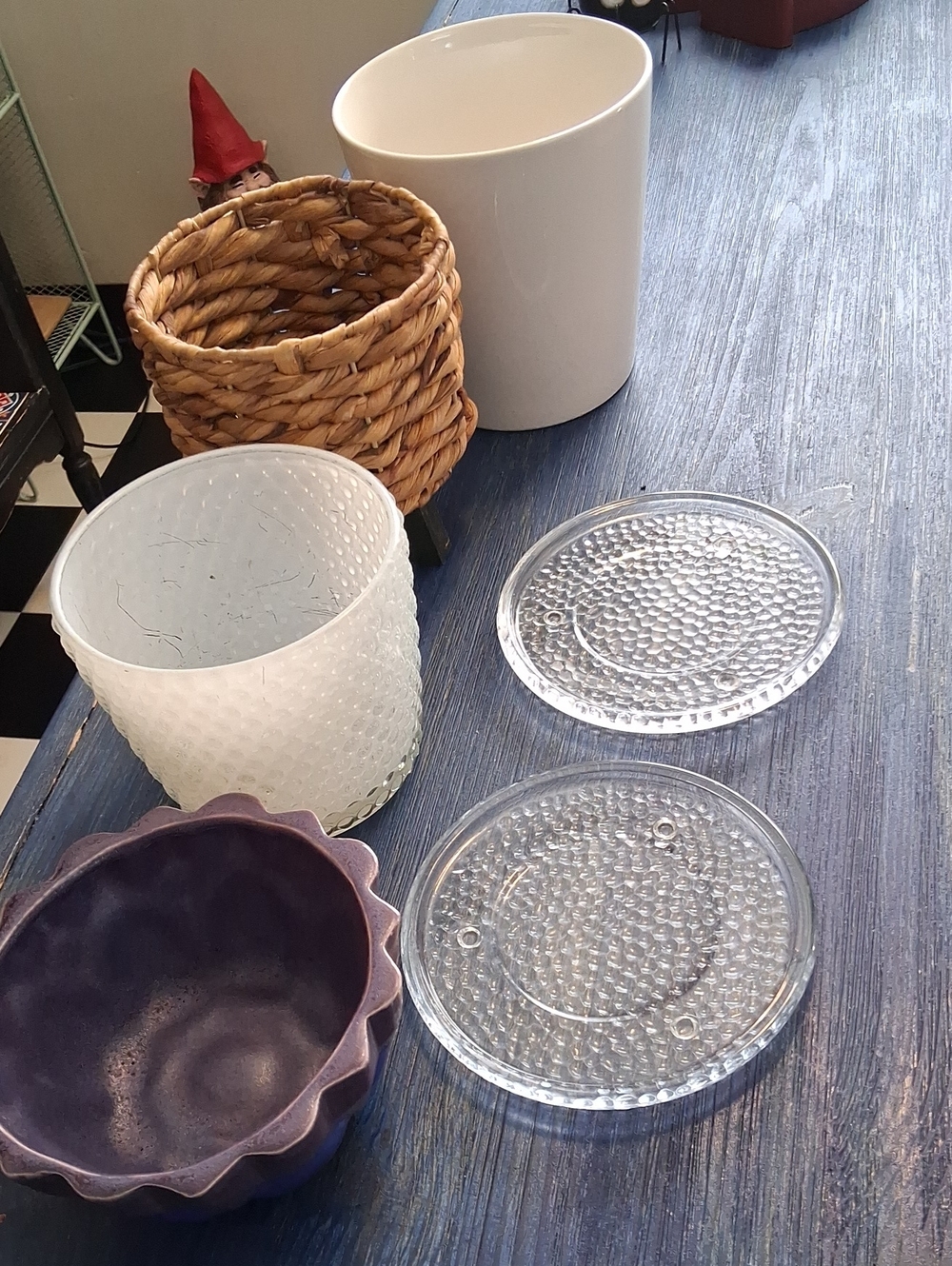 Planter Pots (3) and Glass Pot Dishes (2) and Wicker Plant Stand